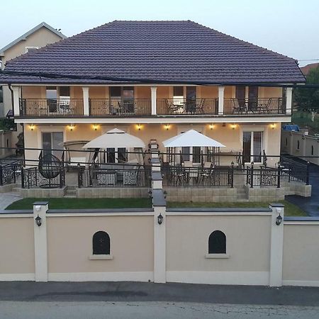 Apartments Exclusive Belgrad Exteriör bild
