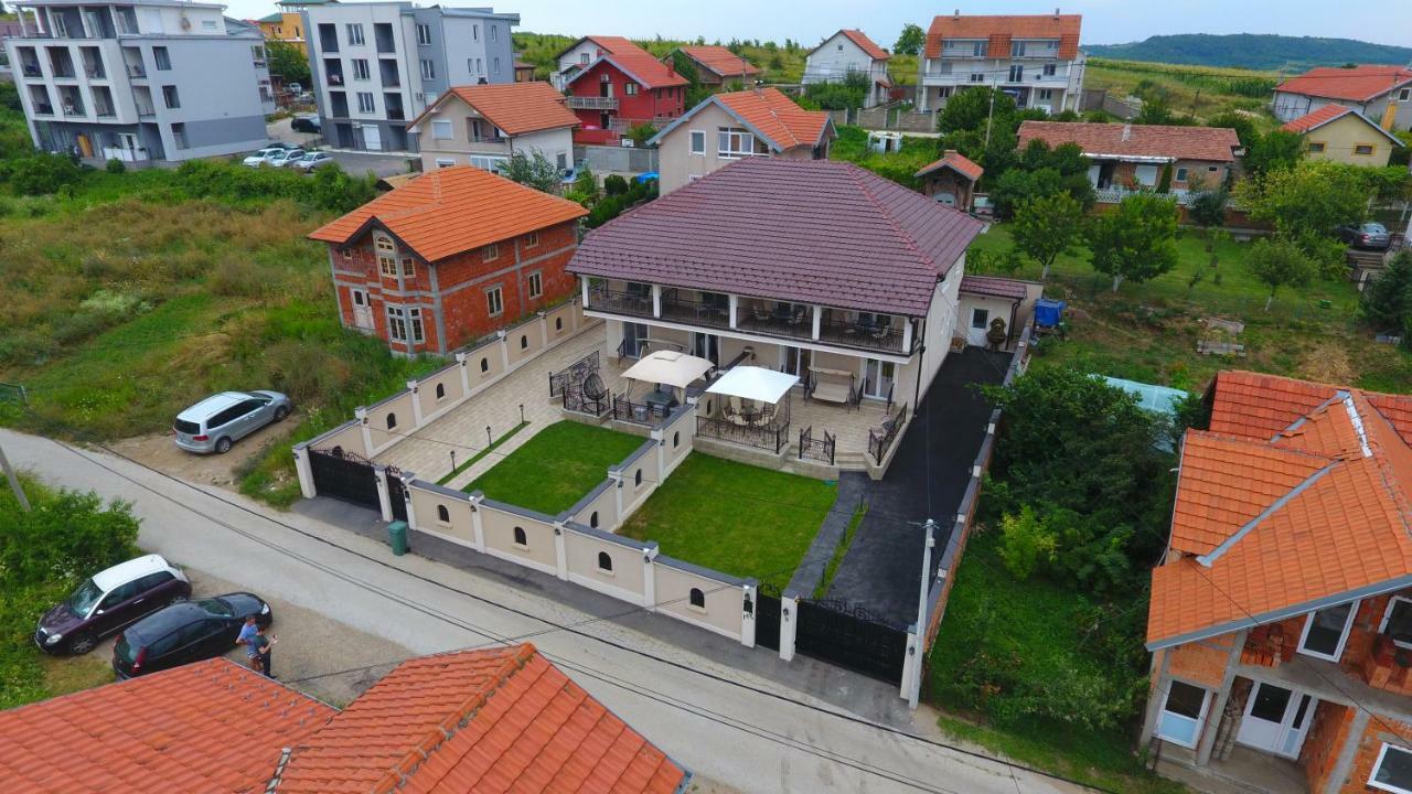 Apartments Exclusive Belgrad Exteriör bild